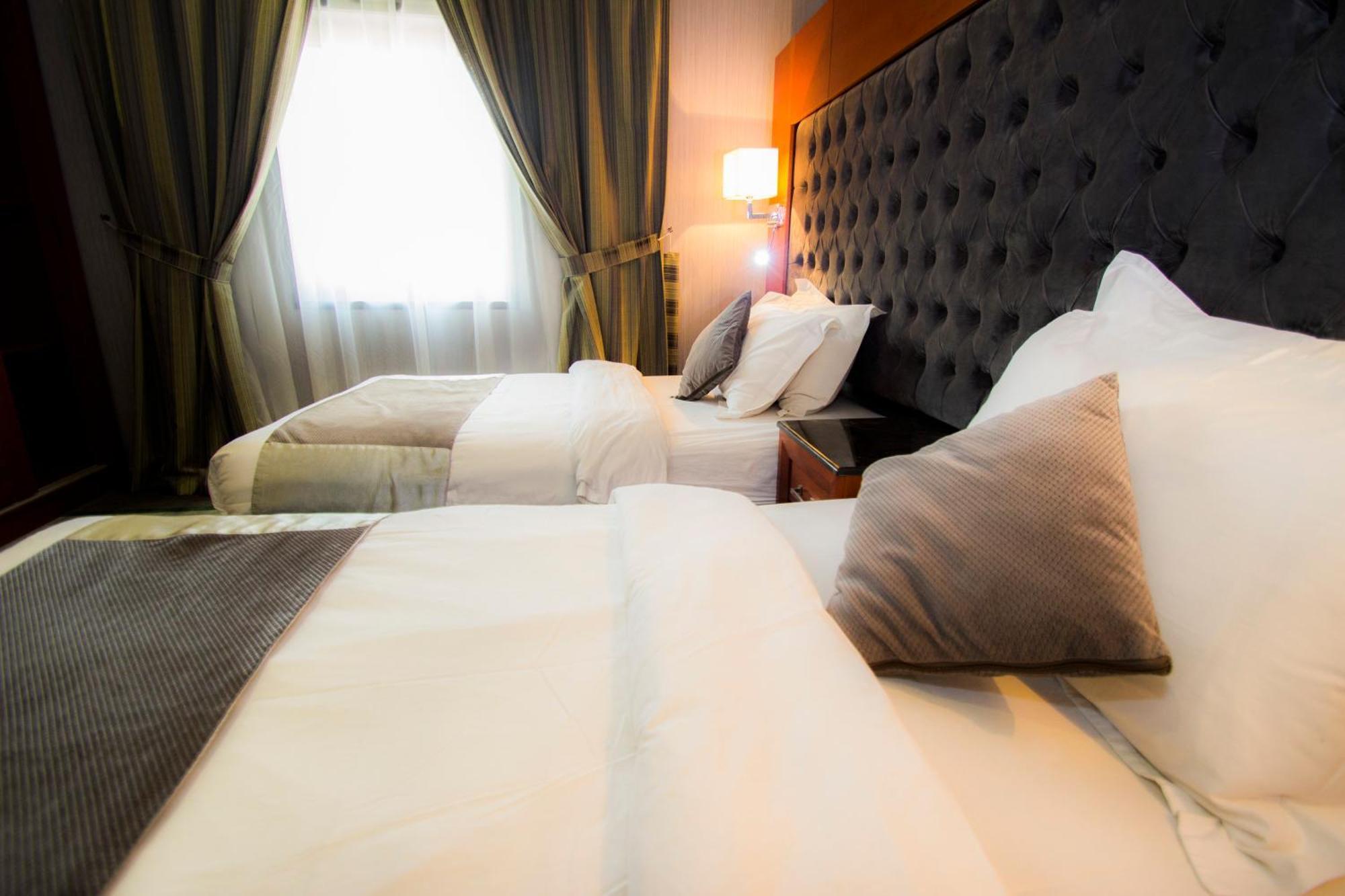 Shaty Alhayat Hotel Suites เจดดาห์ ภายนอก รูปภาพ