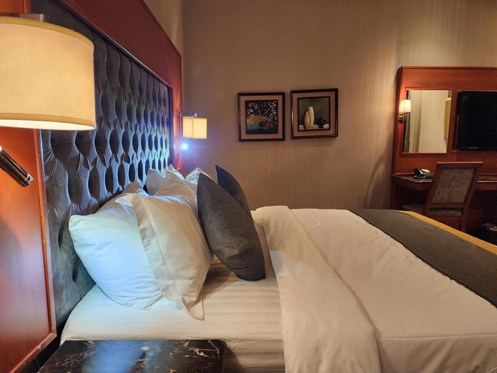 Shaty Alhayat Hotel Suites เจดดาห์ ภายนอก รูปภาพ