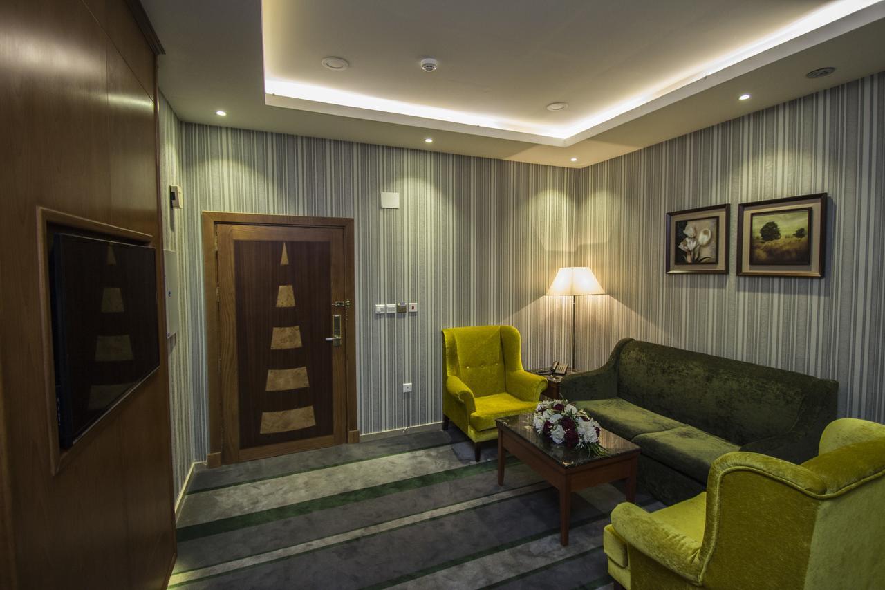 Shaty Alhayat Hotel Suites เจดดาห์ ภายนอก รูปภาพ