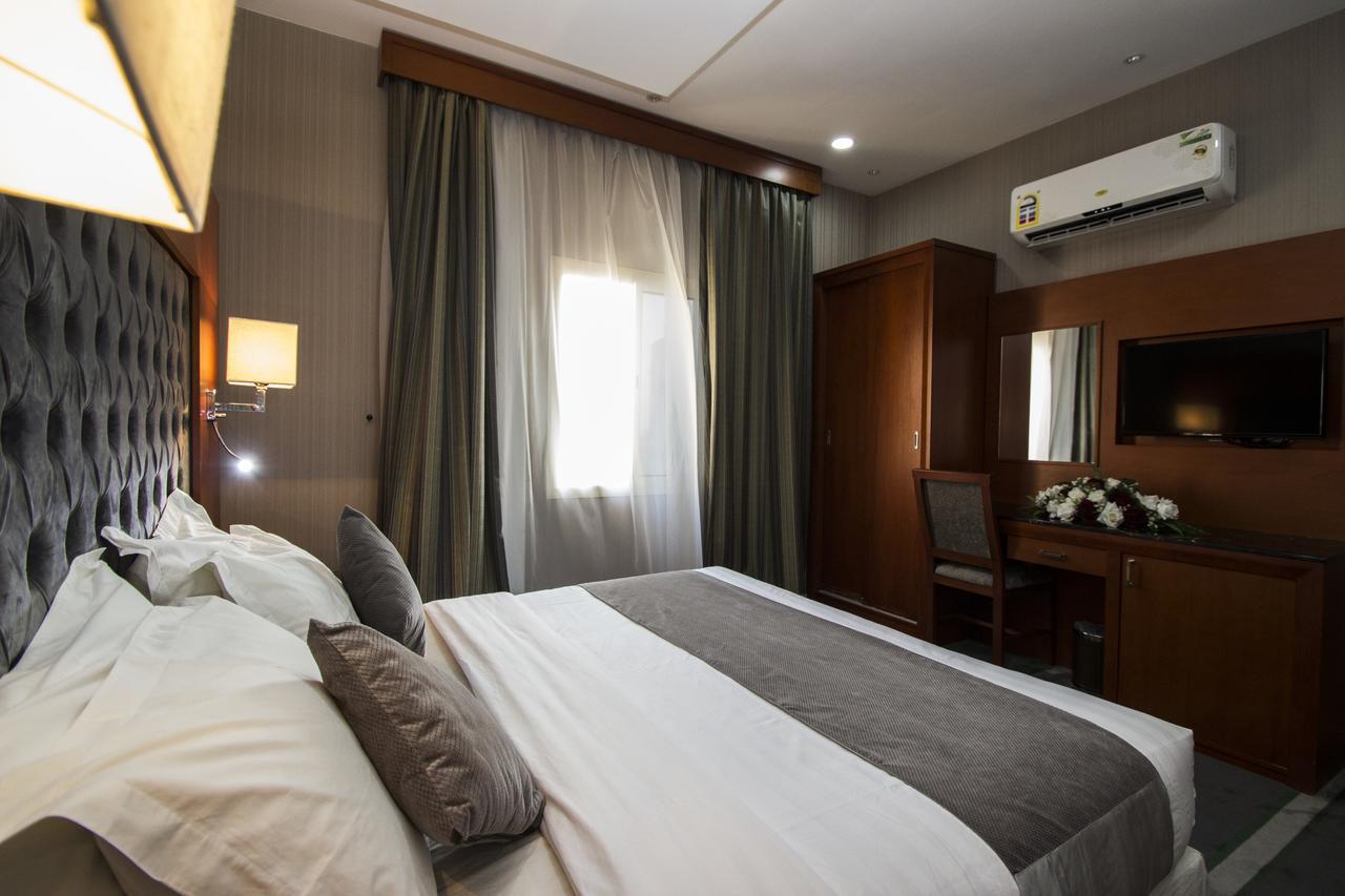 Shaty Alhayat Hotel Suites เจดดาห์ ภายนอก รูปภาพ