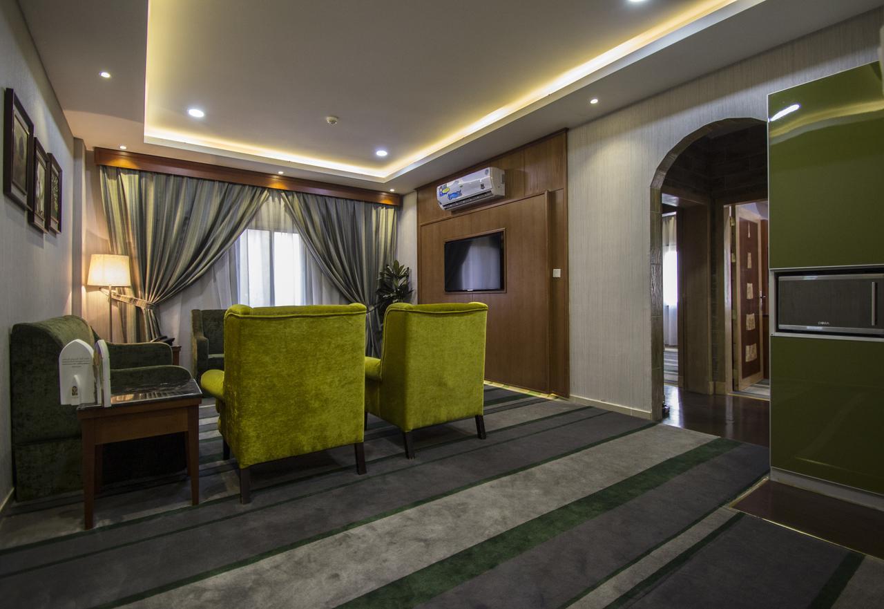 Shaty Alhayat Hotel Suites เจดดาห์ ภายนอก รูปภาพ